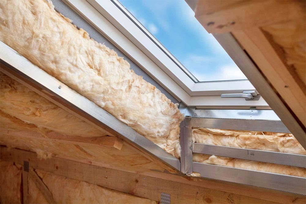 Roofing insulation